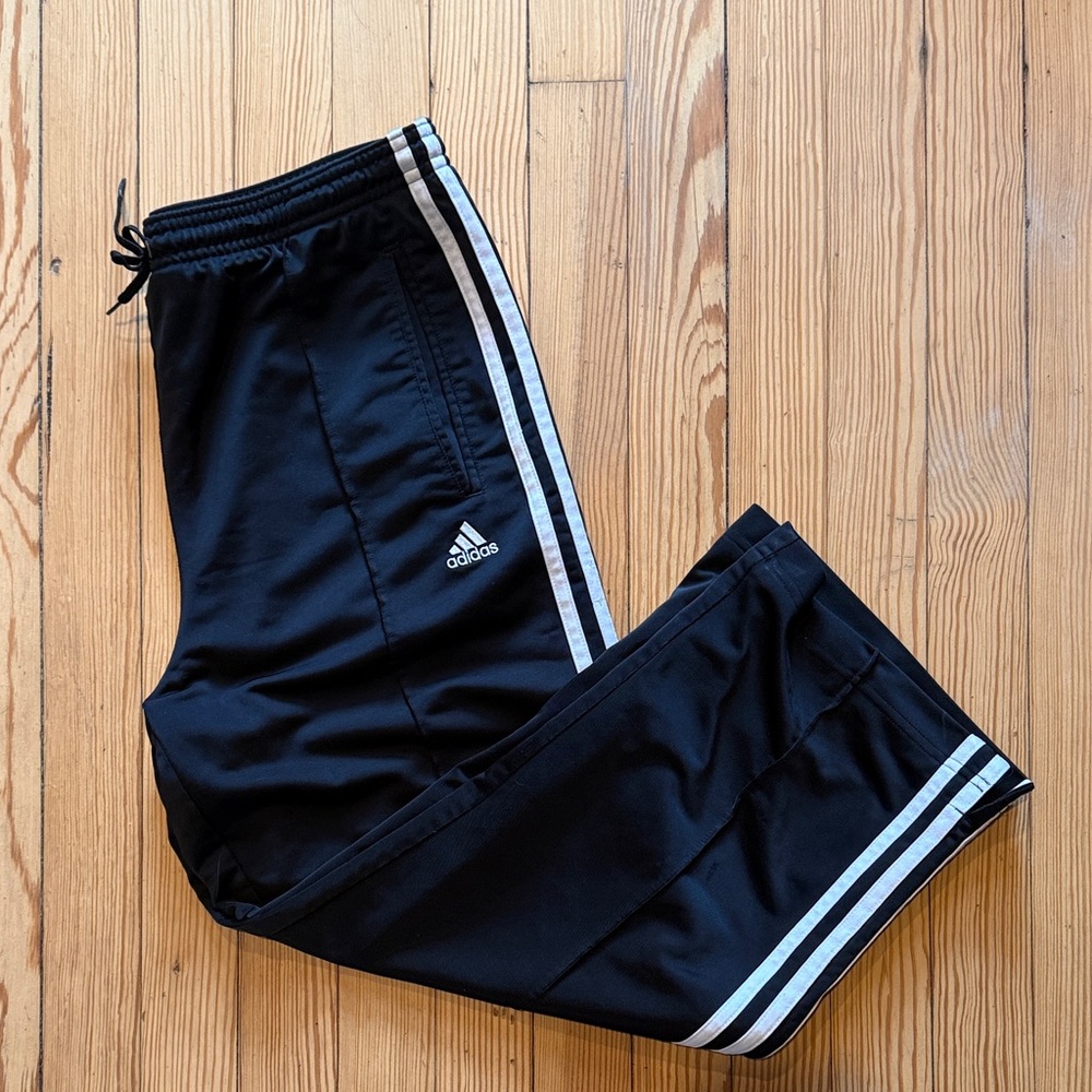 VTG 2005 Y2K Adidas Capri Pants with mesh liner Large